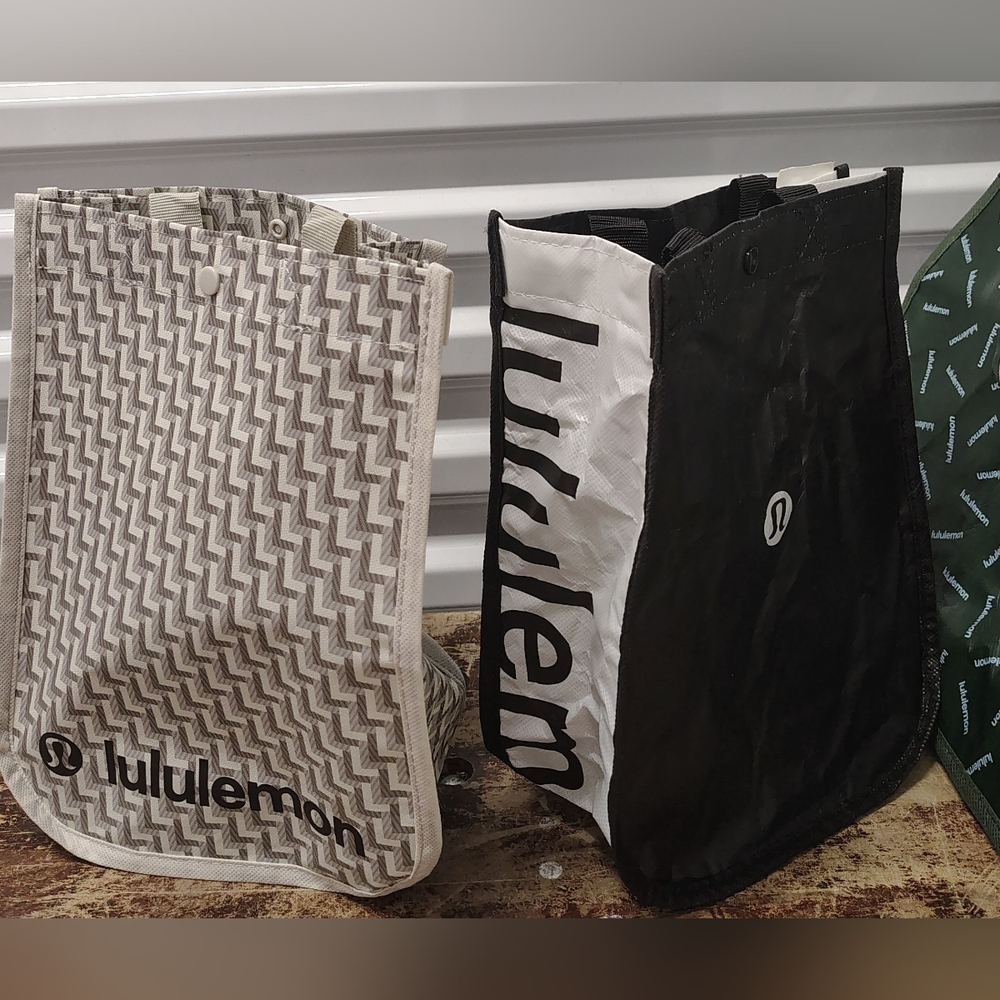 Lululemon Set Of Two Reusable Tote Bags - Taupe Herringbone & Black Crinkle